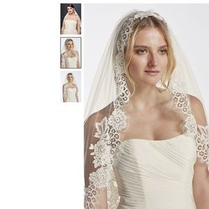 NEW WITH TAG David's Bridal One Tier Mid Veil Lace